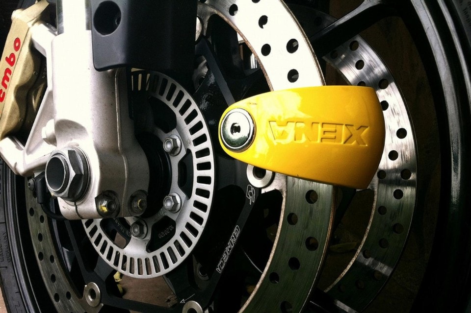 Moto: in Italia 112 furti al giorno nel 2017