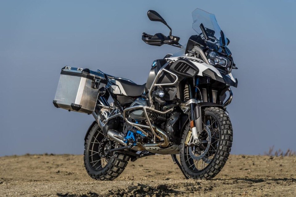 Mercato moto e scooter: gennaio parte col botto