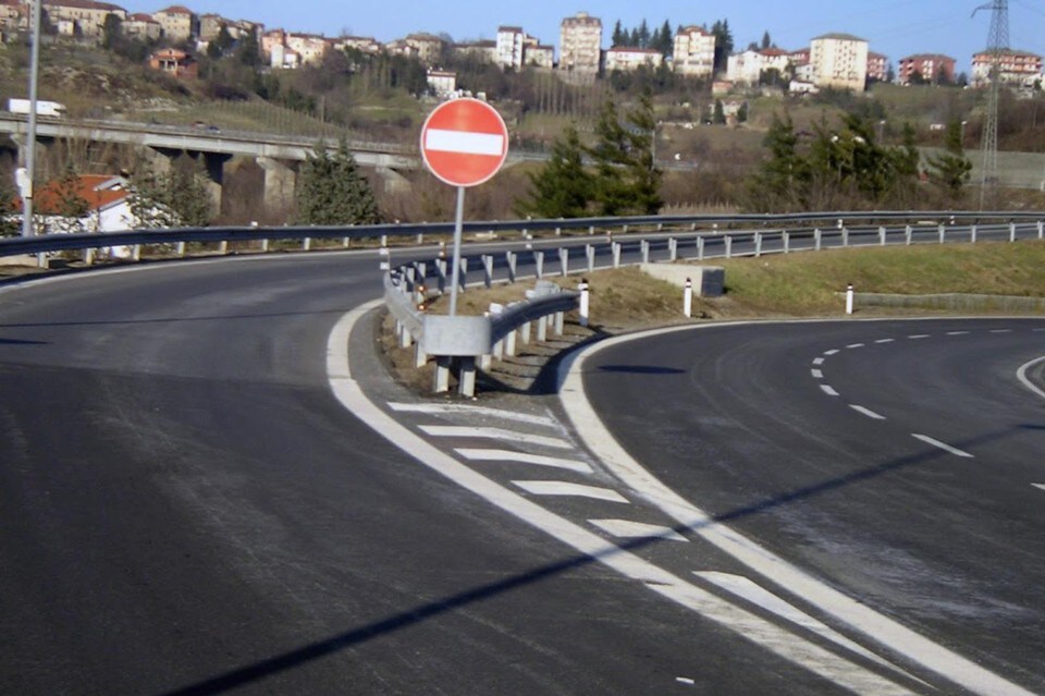 Il motociclista e il "terrore" del casello autostradale