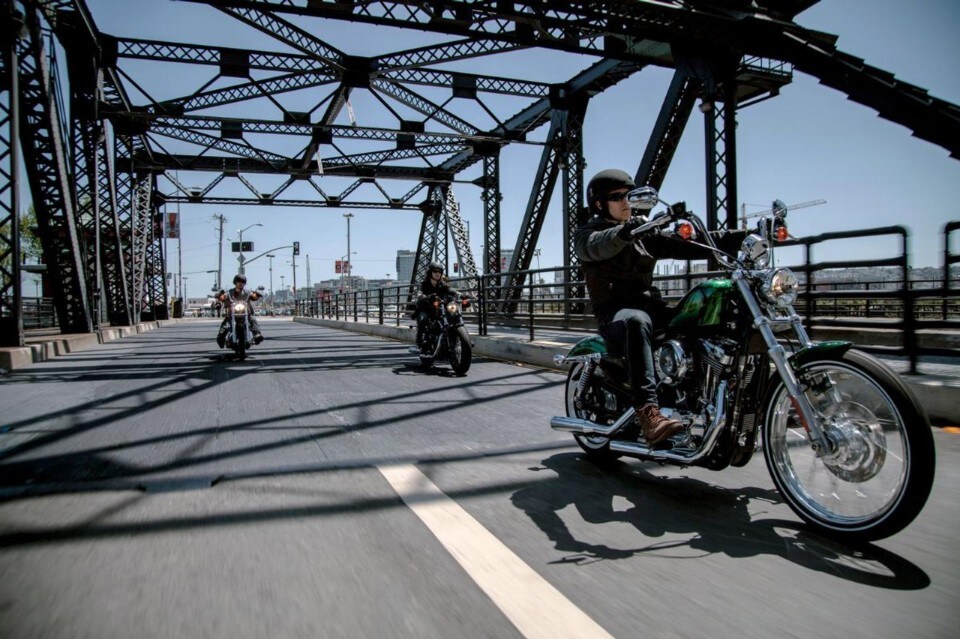 Guerra commerciale tra USA e UE: moto nel mirino