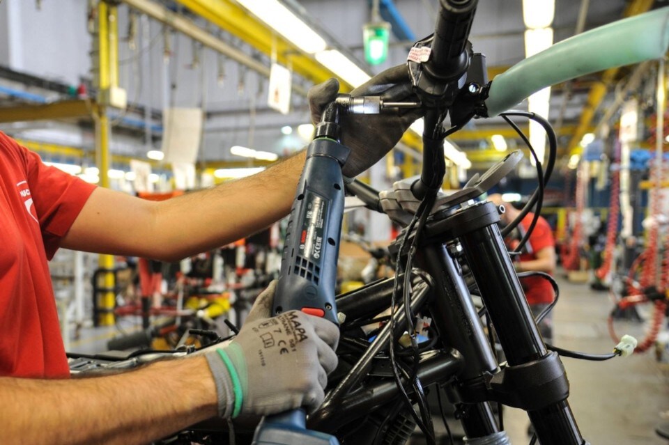 Mercato moto e scooter: ad aprile 2018 torna il segno più