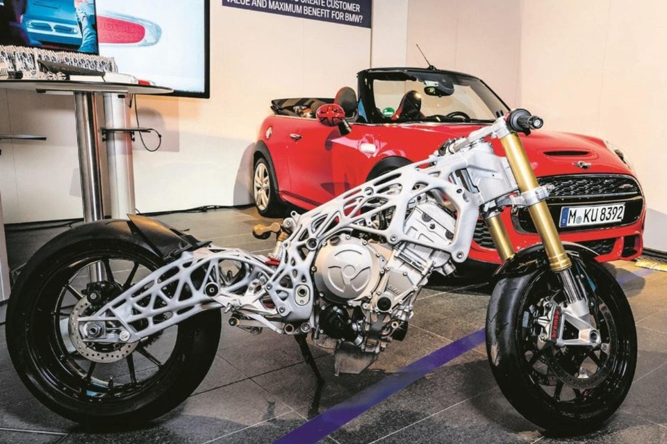 BMW stampa la moto in 3D