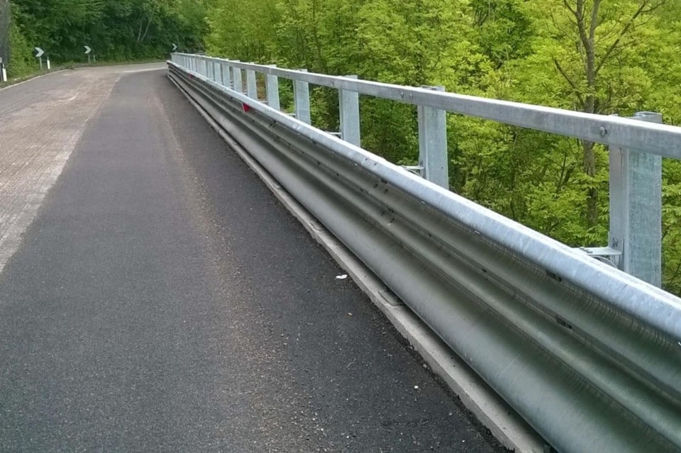 Guardrail per motociclisti, in arrivo il decreto