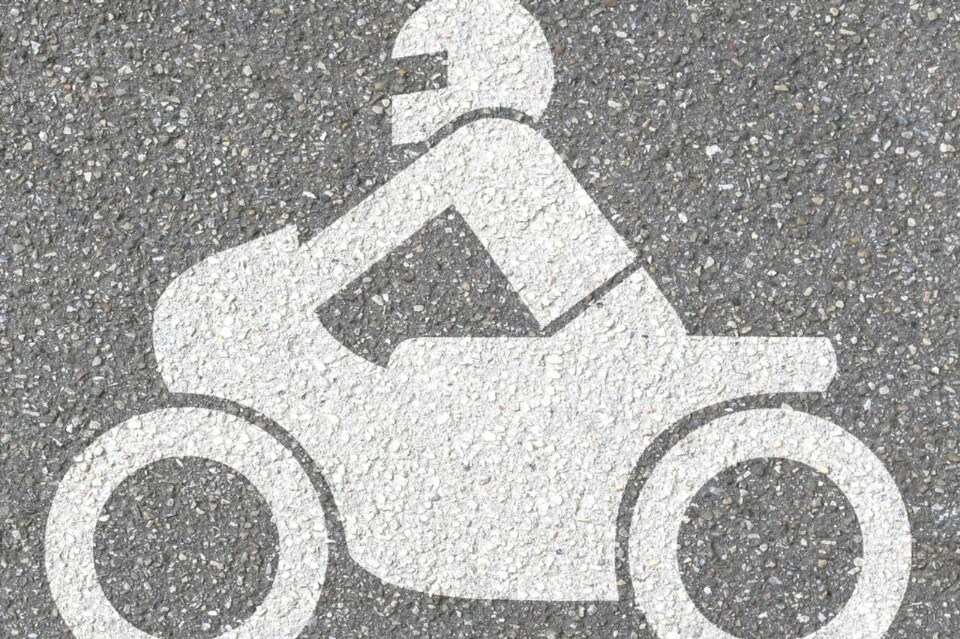 Strade dissestate: ecco i numeri che fanno paura (anche) ai motociclisti