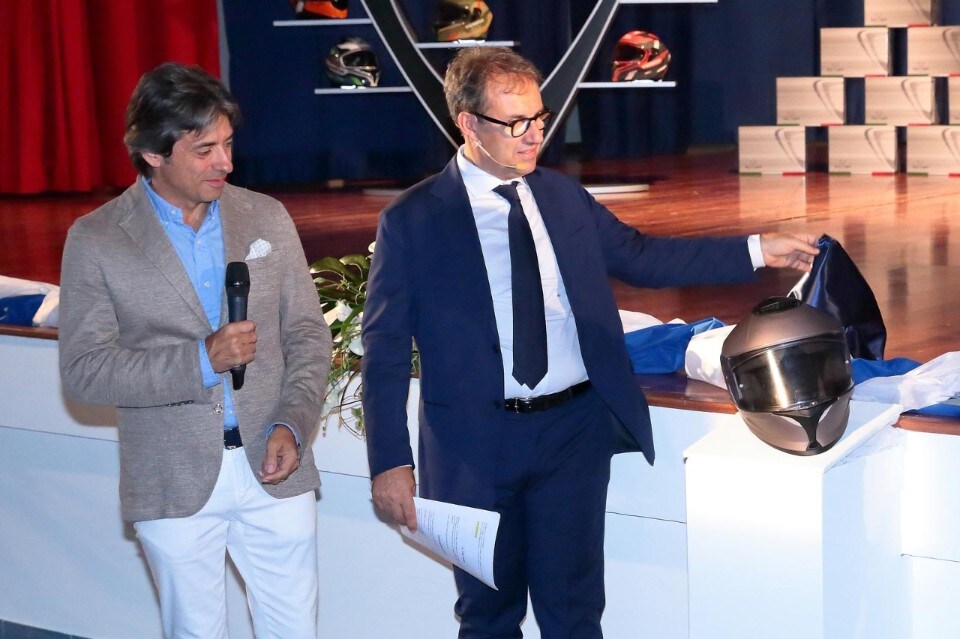 Caschi: la RINASCITA di Vemar e le strategie per il futuro