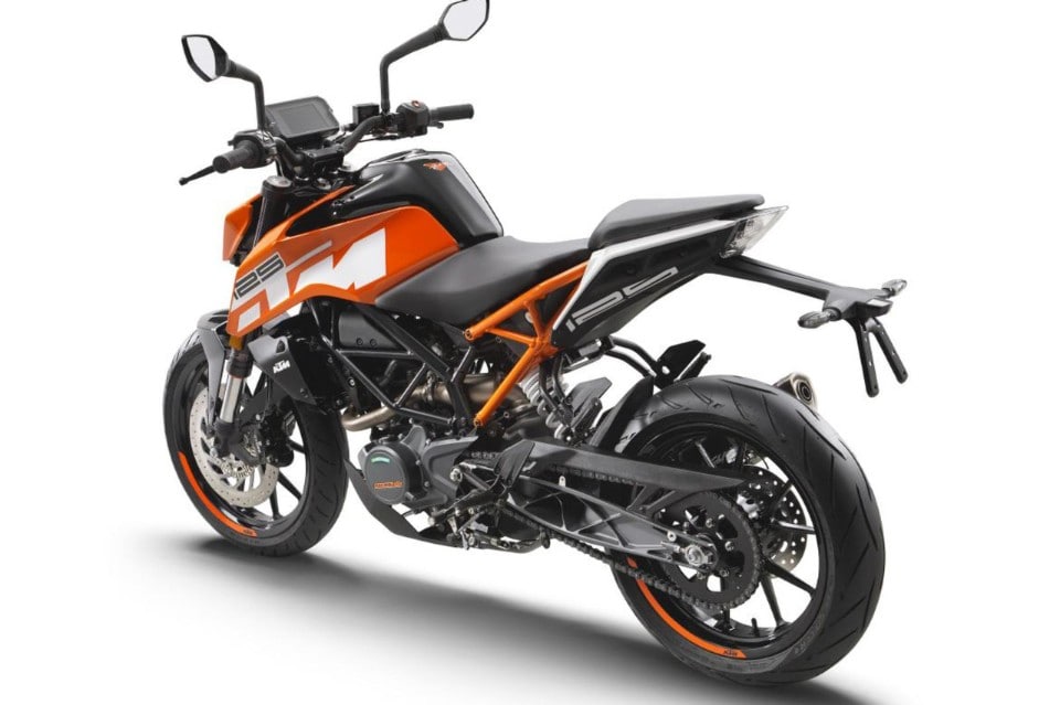 Mercato moto: agosto in crescita, boom delle naked