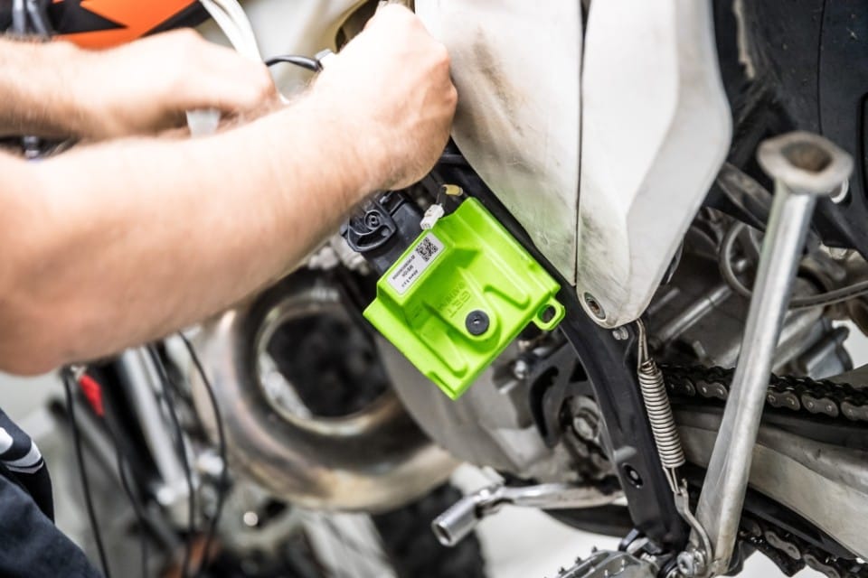 Athena: la multinazionale tascabile