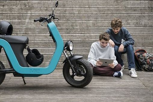 Genitori, comprate uno scooter o una moto ai vostri figli