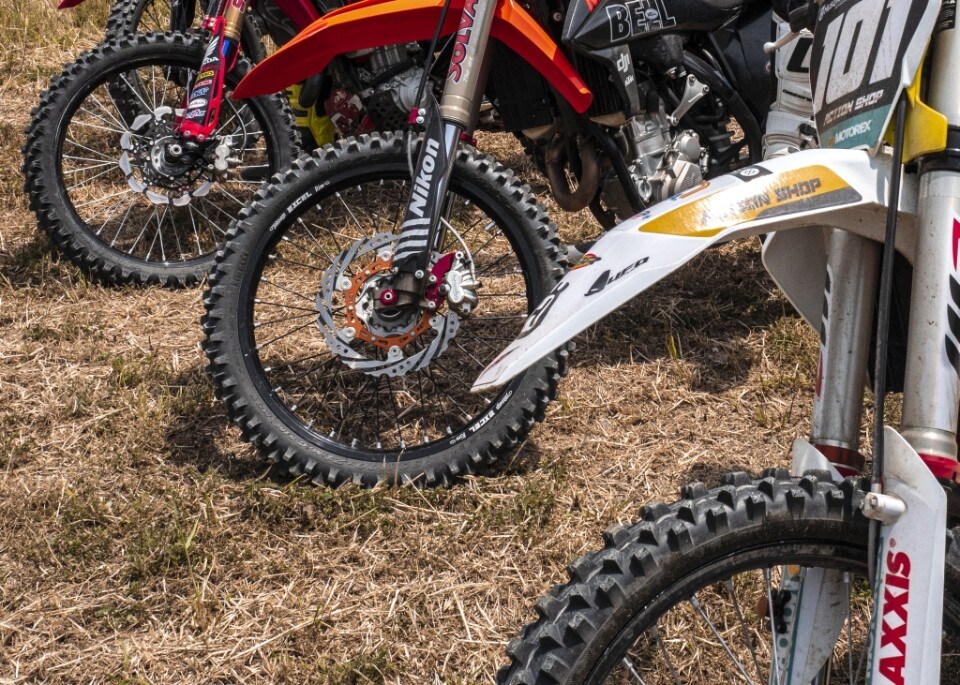 Benevento, crossisti spericolati investono agente della Forestale