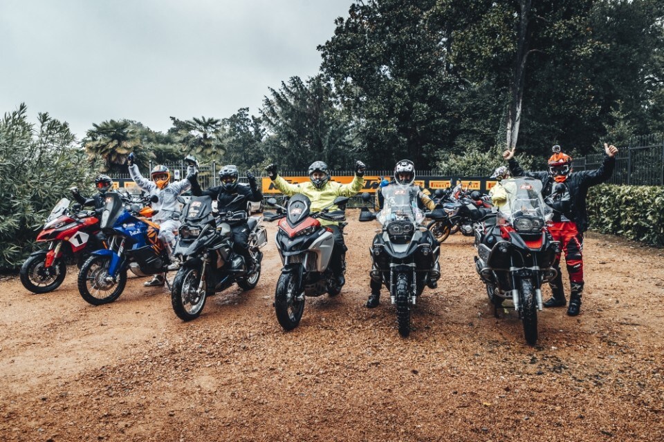 Ride Out Experience: sotto la pioggia con Pirelli e KTM