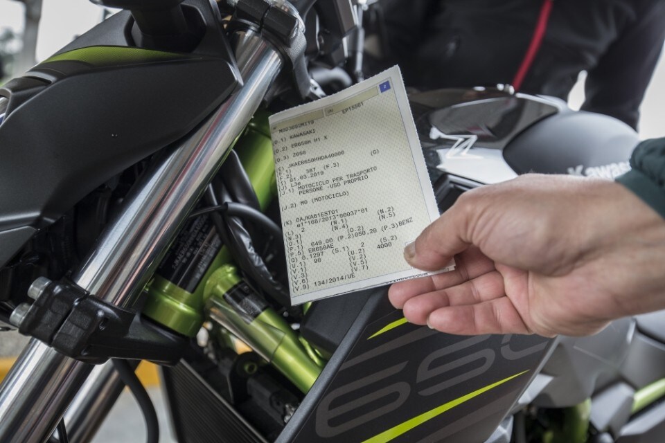 Revisione: dal 2021 aumenta di 10 euro