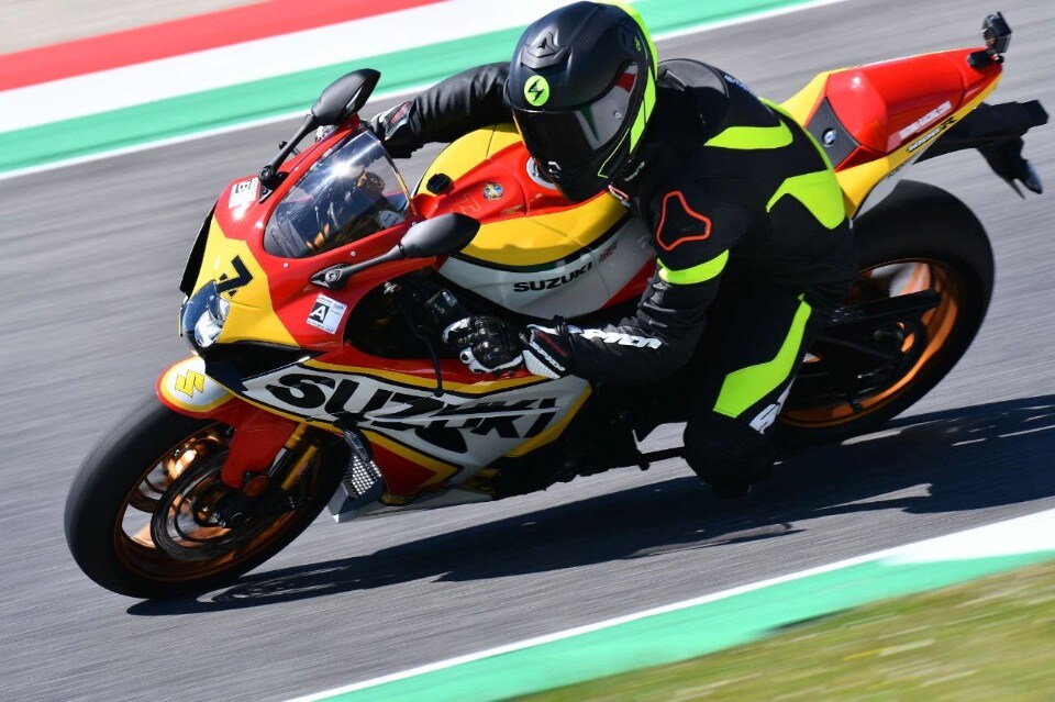 Direttiva assicurazioni: scampato pericolo per le moto impegnate in pista o gara