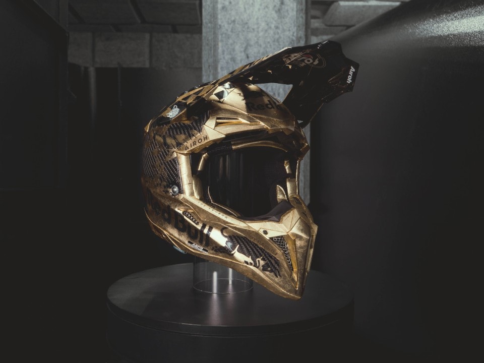Casco d'oro Airoh per Cairoli ed Herlings - Dueruote