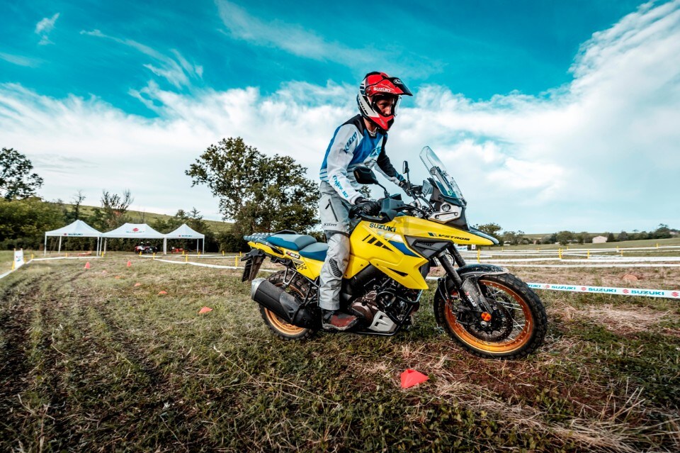 Suzuki V-STROM Academy: aperte le iscrizioni!