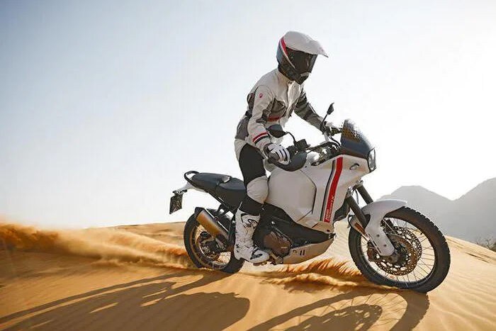 Ducati: il 18 e 19 giugno open day con la DesertX