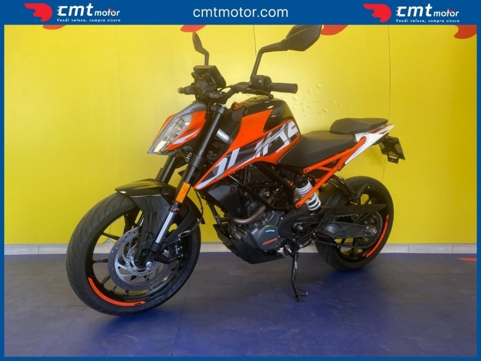 Dueruote Annunci: le KTM 125 Duke con meno di 5.000 km