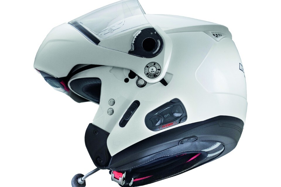 Interfoni e action cam: ecco come saranno testati con la ECE 22.06 