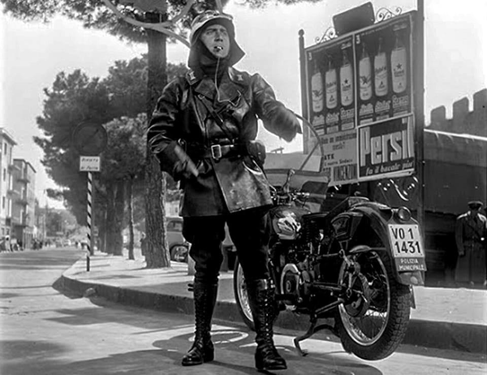 Le 10 moto più iconiche del cinema italiano