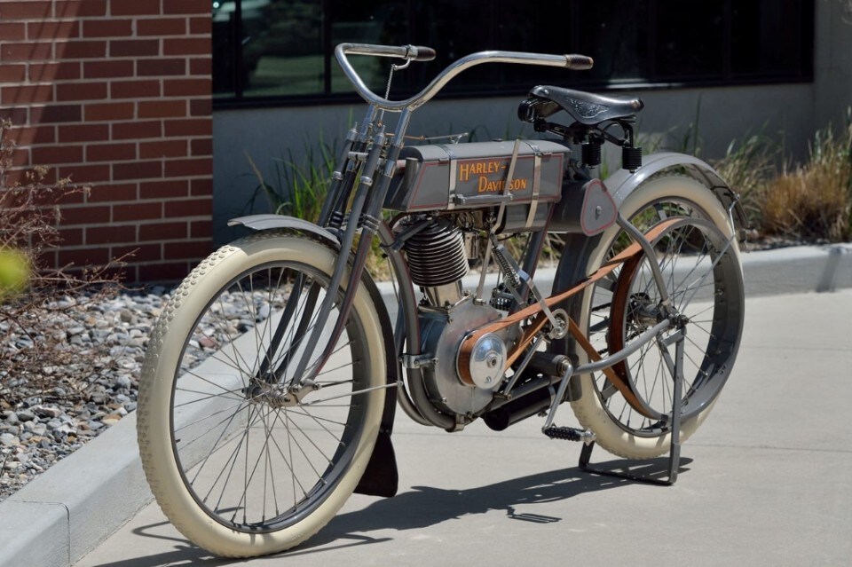 Una Harley-Davidson del 1908 venduta a 935mila dollari: è record per una moto
