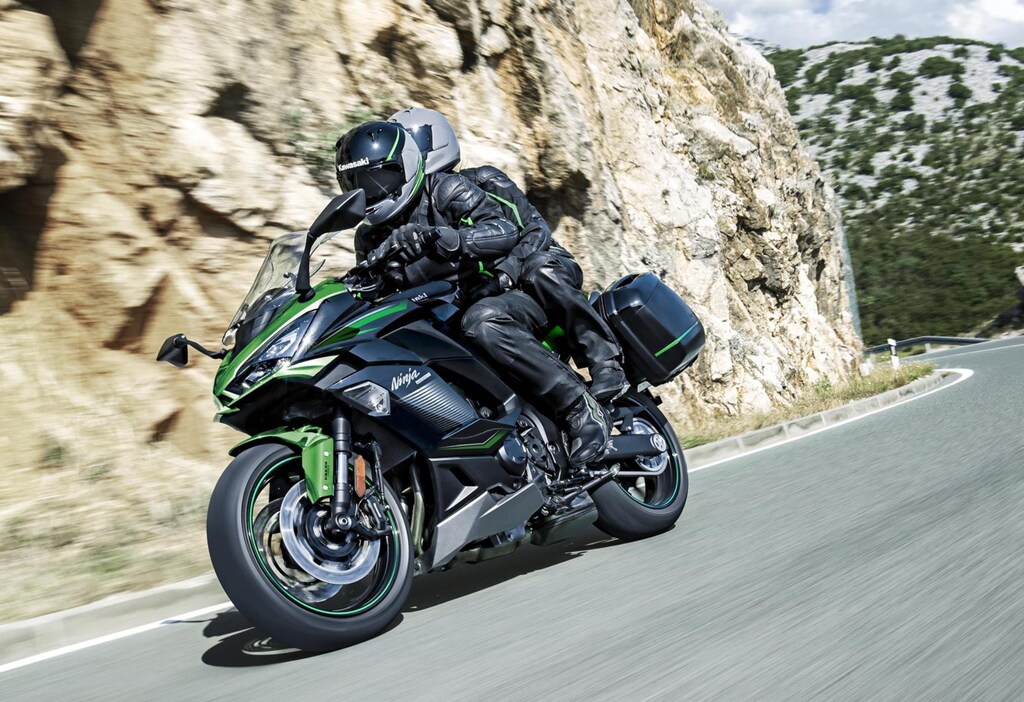 Al via il Kawasaki Demo Ride Tour 2023