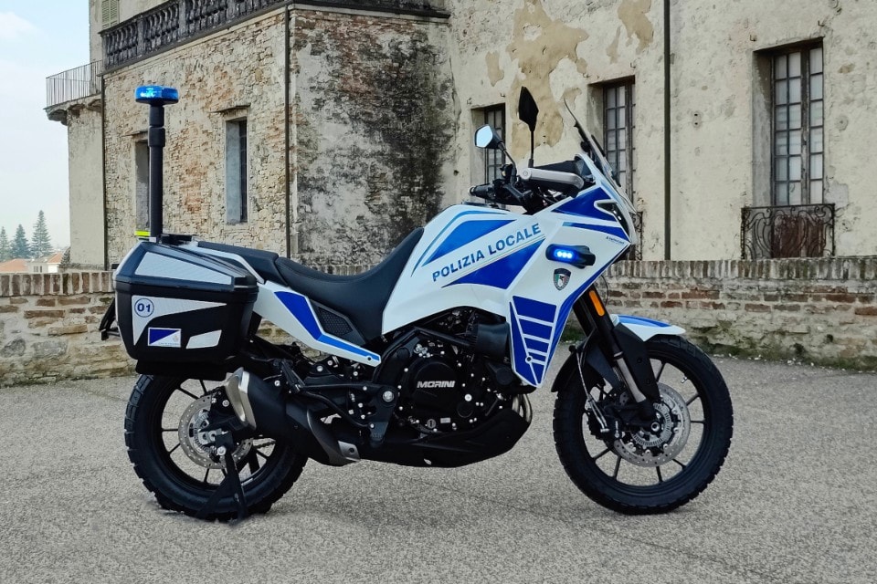 Le Moto Morini X-Cape ora in dotazione alla Polizia Locale nelle Marche