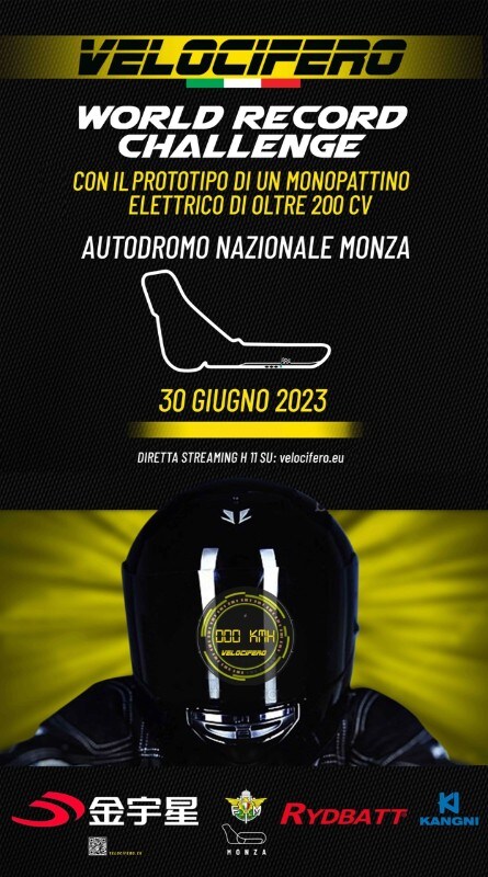 Velocifero a caccia del record mondiale di velocità su monopattino