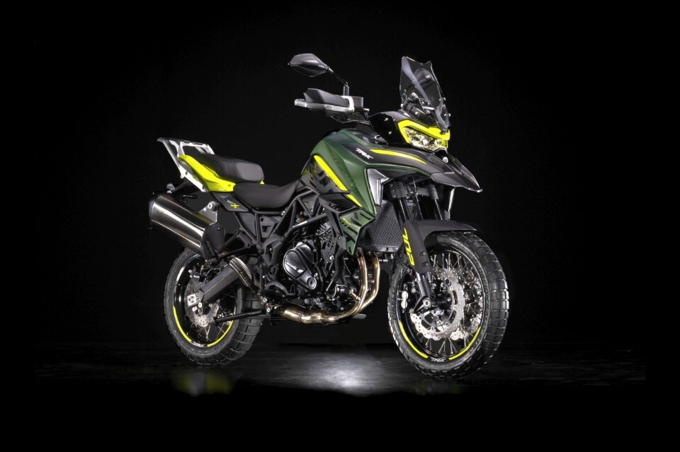 Aspettando la Benelli TRK 702