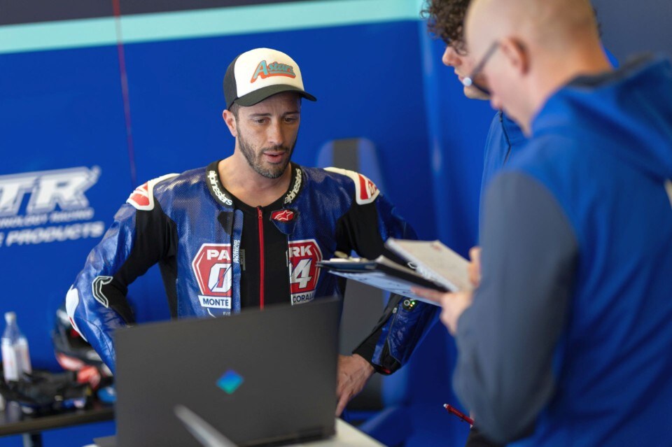 Yamaha Blue Racing Day: Yamaha inaugura la stagione fra i cordoli