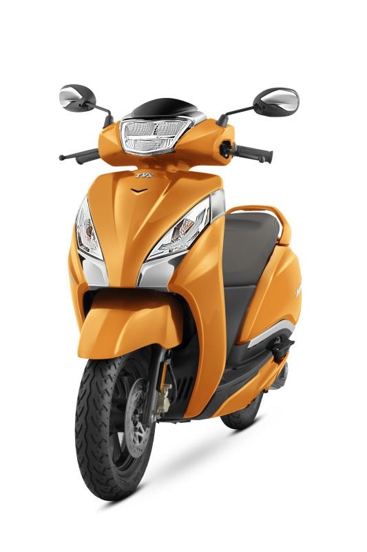 Lo scooter TVS Jupiter 125