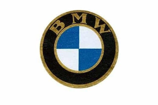 La storia e il significato degli stemmi delle case moto