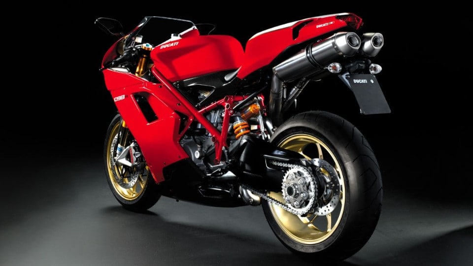 Le moto sportive di Ducati: dalla GT 750 dei primi anni Settanta alla Panigale V2