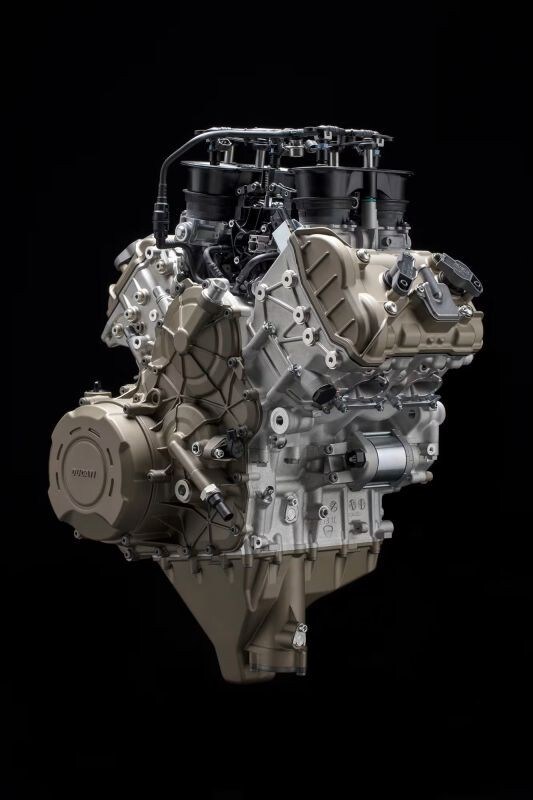 Le moto sportive di Ducati: dalla GT 750 dei primi anni Settanta alla Panigale V2