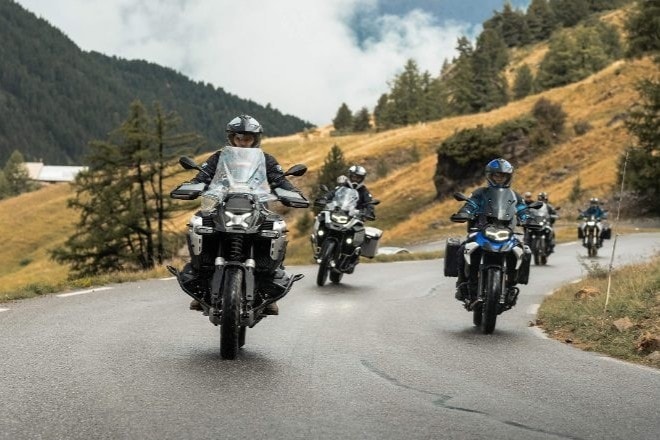 Parte il tour nazionale "BMW Motorrad Riding Together 2025