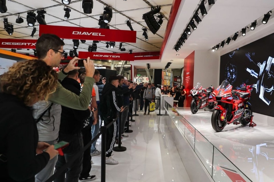 EICMA 2025: posti auto gratuiti e tariffe speciali per chi arriva in treno