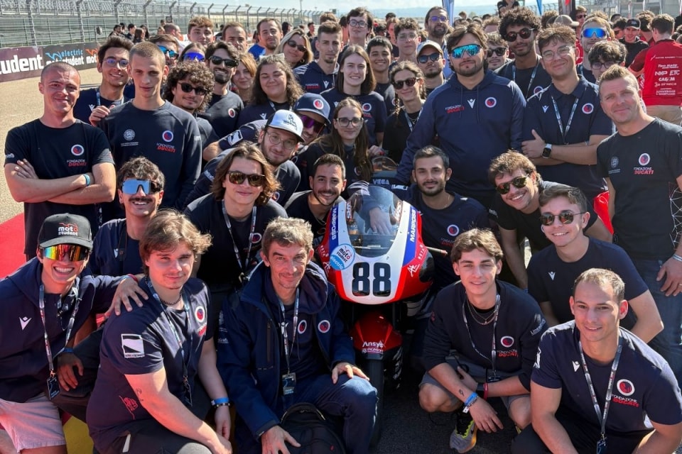 UniBo e Ducati conquistano la MotoStudent International Competition