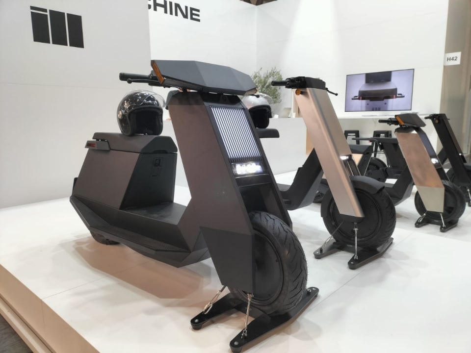Infinite Machine: ecco gli scooter elettrici più incredibili visti a EICMA 2025