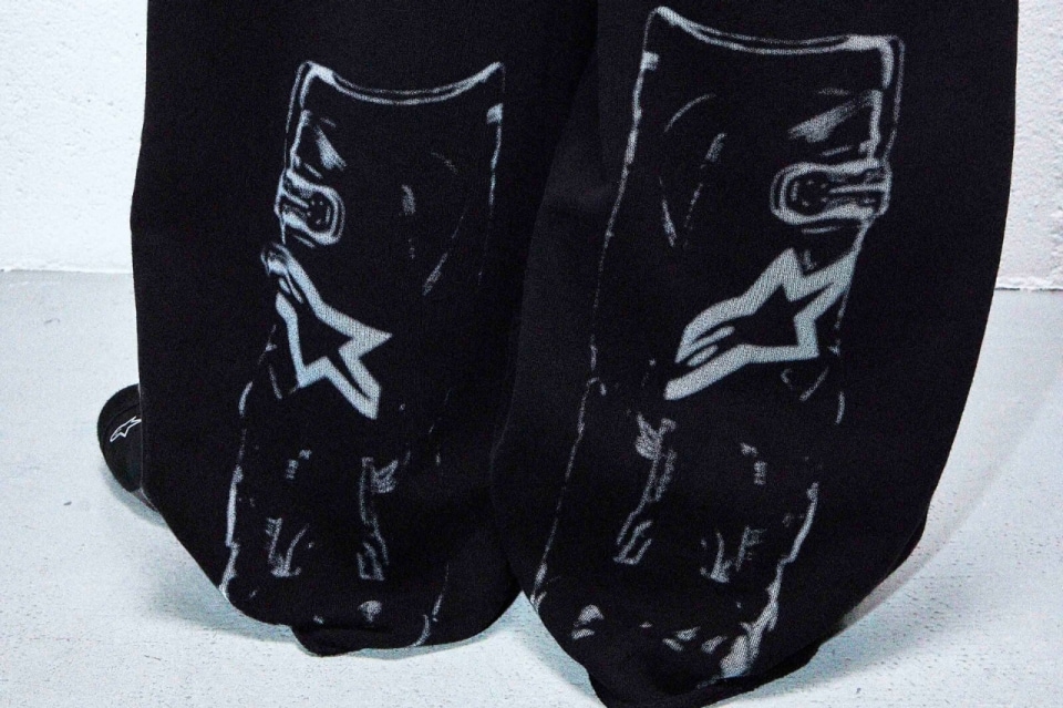 Alpinestars RSRV Altered Forms: abbigliamento moto che diventa moda