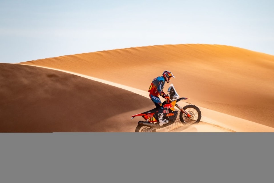 LS2 alla Dakar 2026: il casco X-Force FIM2 debutta nel rally più duro