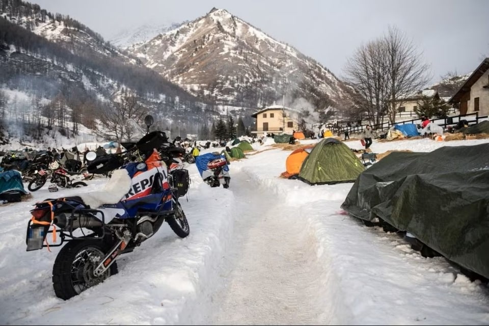 Cosa fare in moto nel weekend: tre eventi tra raduni, tradizioni e strade da guidare