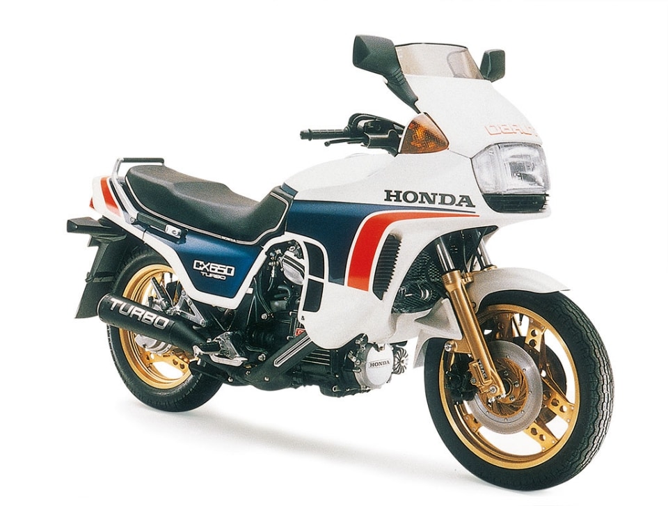 Altro che elettrico: il futuro dei motori moto è appena iniziato