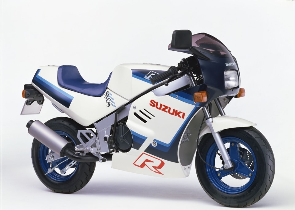 Piccoli sogni: le moto che ci fanno sognare, anche se le hanno piccole (le ruote) - Suzuki RB50 GAG
