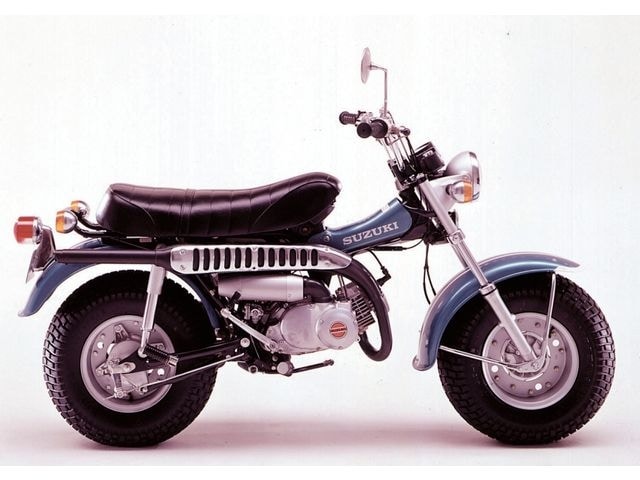Piccoli sogni: le moto che ci fanno sognare, anche se le hanno piccole (le ruote) - Suzuki RV90 Van Van