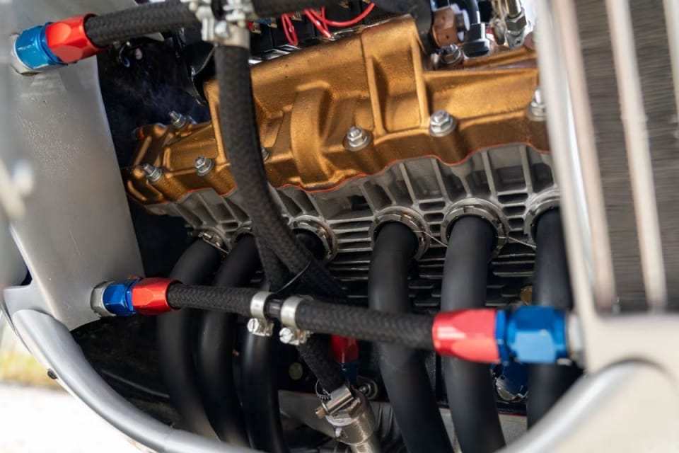 Prezzo record per una replica della Honda RC174 George Beale del 2004