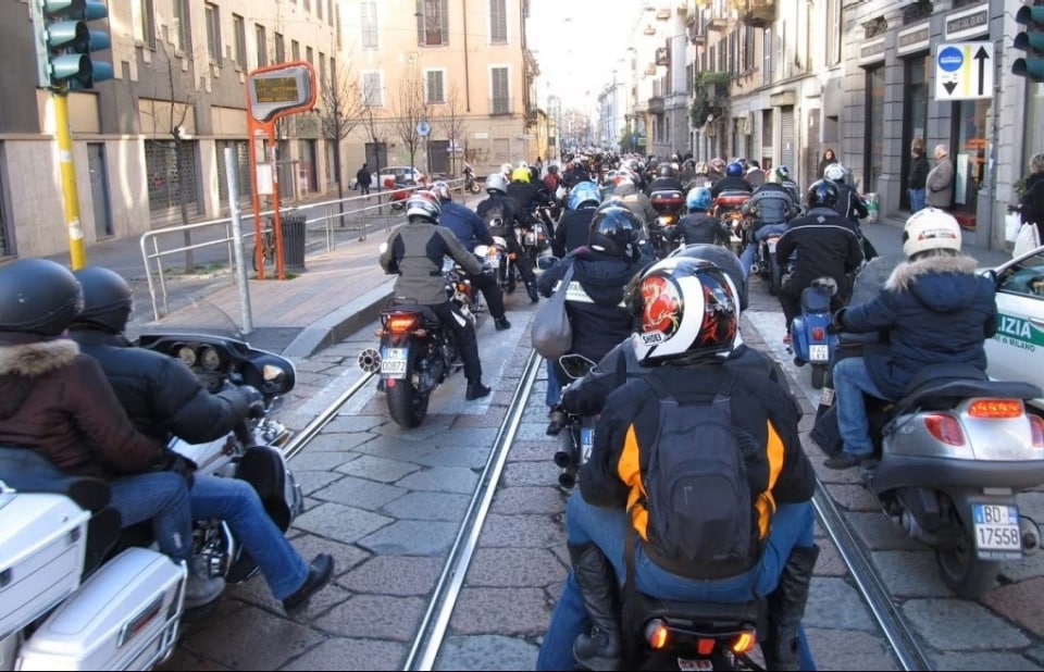 ANCMA critica sulla sicurezza della mobilità a due ruote