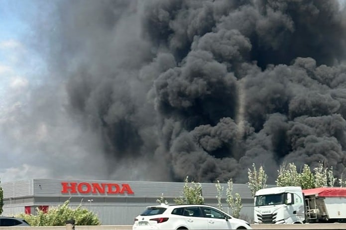 A fuoco il centro logistico Honda a Barcellona