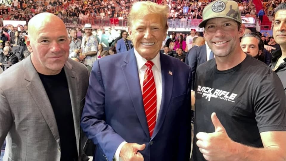 Sorpresa: Trump festeggia gli 80 anni con un backflip
