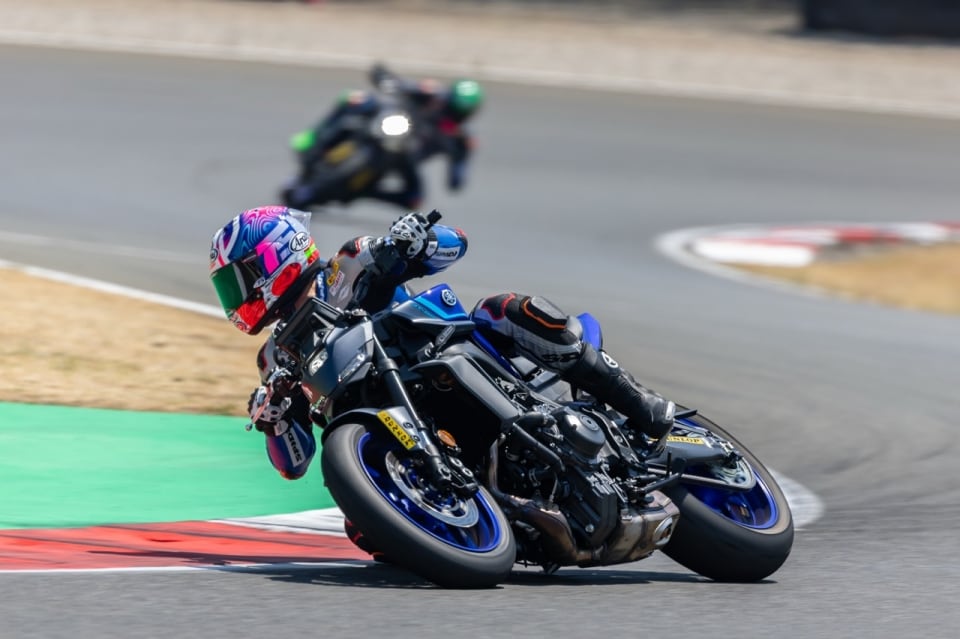 Yamaha Y-AMT in pista: il cambio automatico convince davvero?