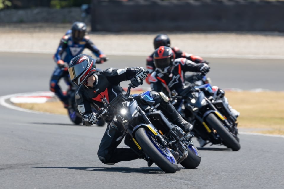 Yamaha Y-AMT in pista: il cambio automatico convince davvero?