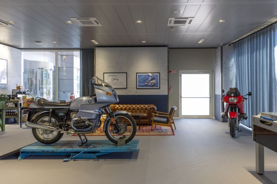 Mezzo secolo di innovazione: BMW Motorrad celebra la leggenda RS