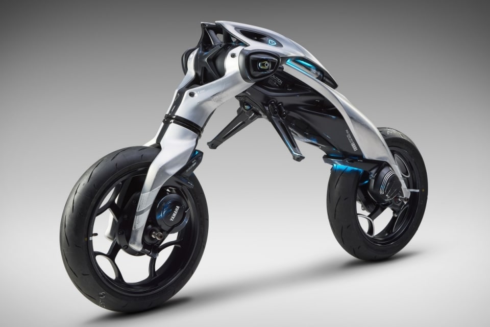Yamaha MOTOROiD Λ: il concept autonomo vince il prestigioso Red Dot Award